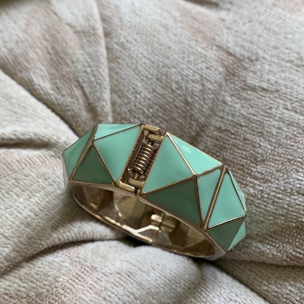 Vintage side hinged bangle - Picture 6 of 6